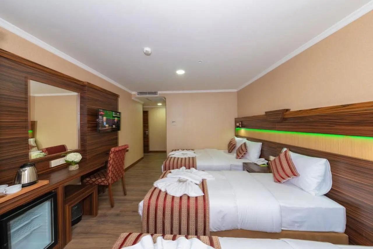 Vision Deluxe Hotel