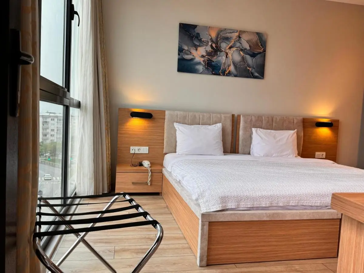 İNNPORT HOTEL