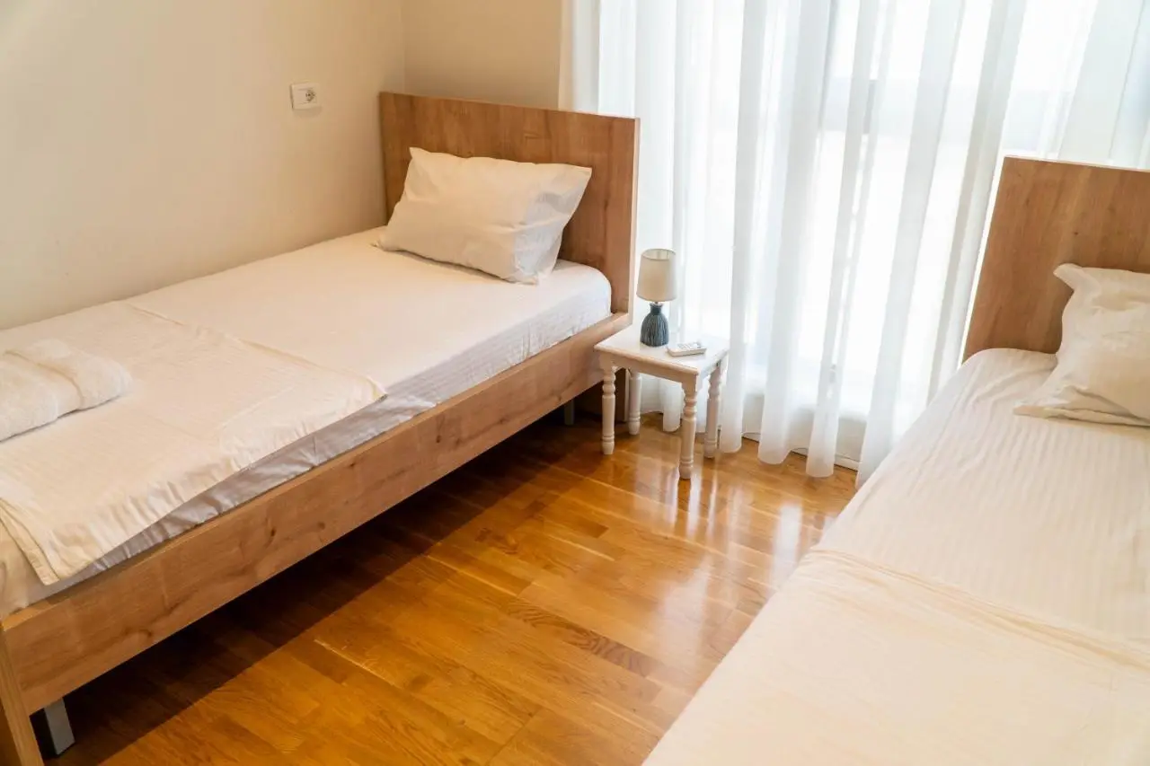 Signature apartment 12