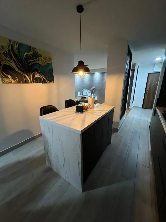 Apartment White Hill