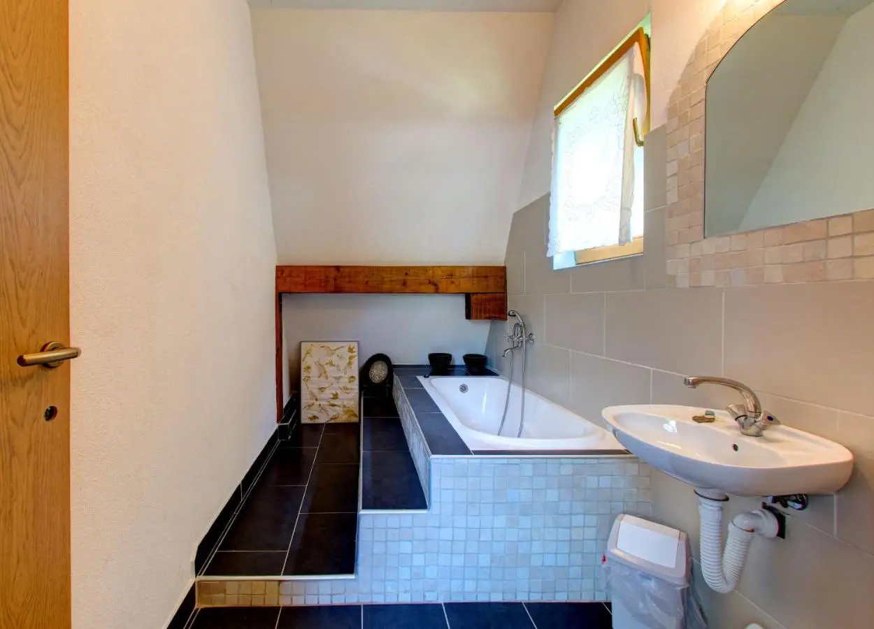 Herzegovina Lodges Boracko Jezero