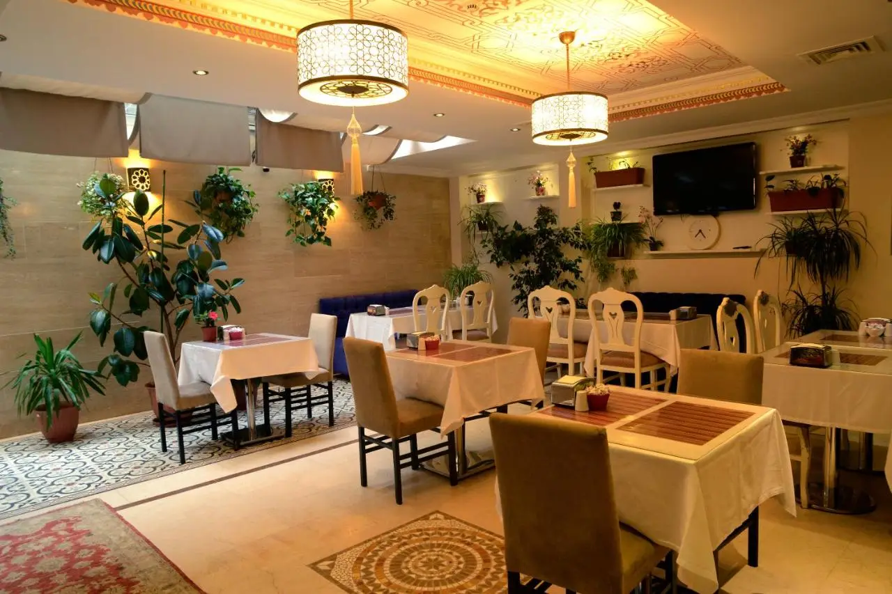 Sultans Royal Hotel
