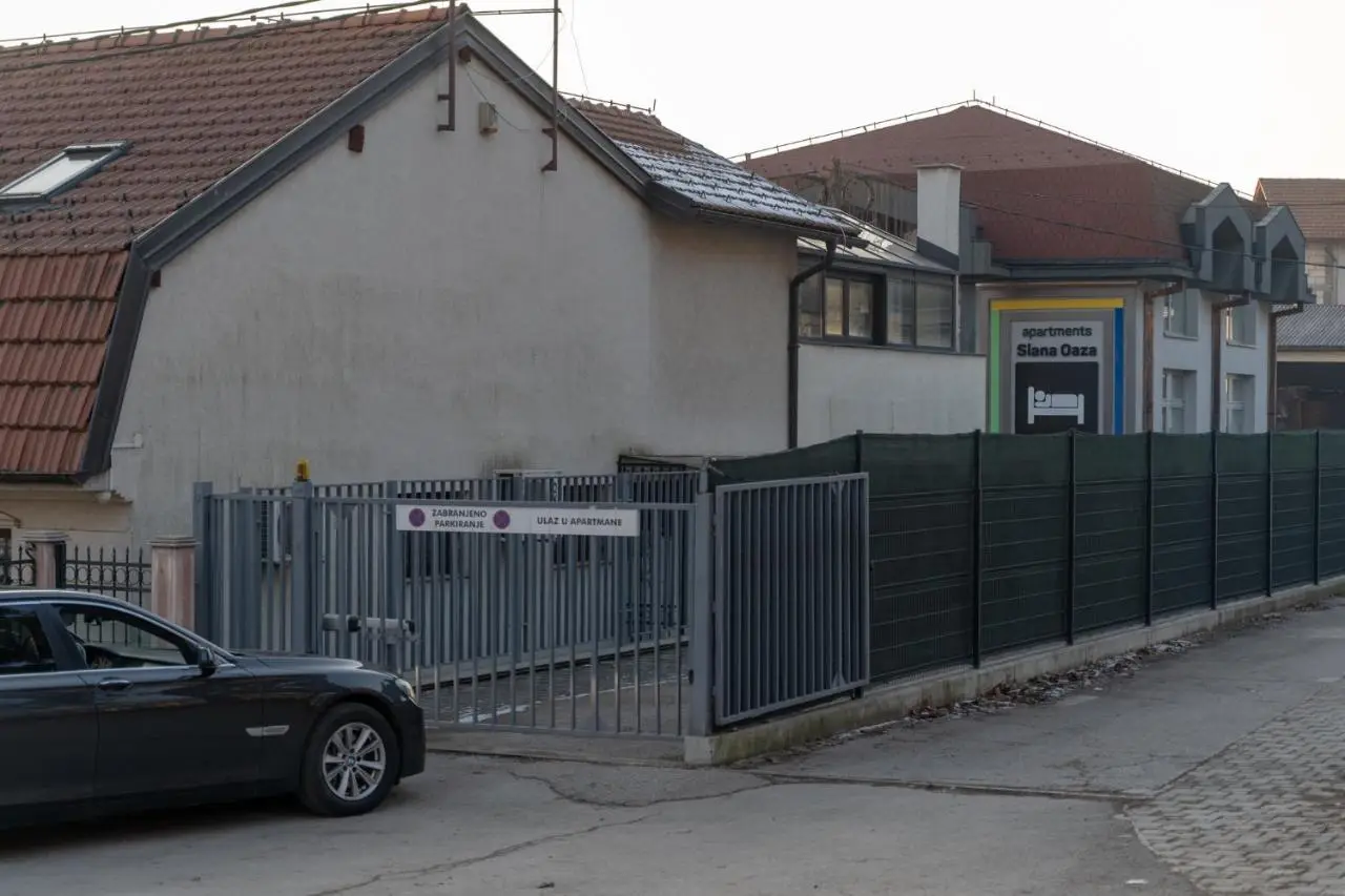 Apartments Slana Oaza
