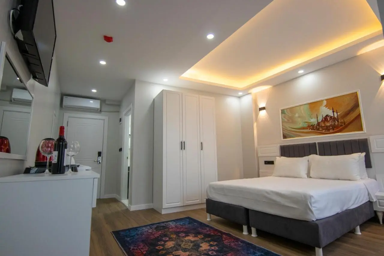 Hodegon Suite Hotel