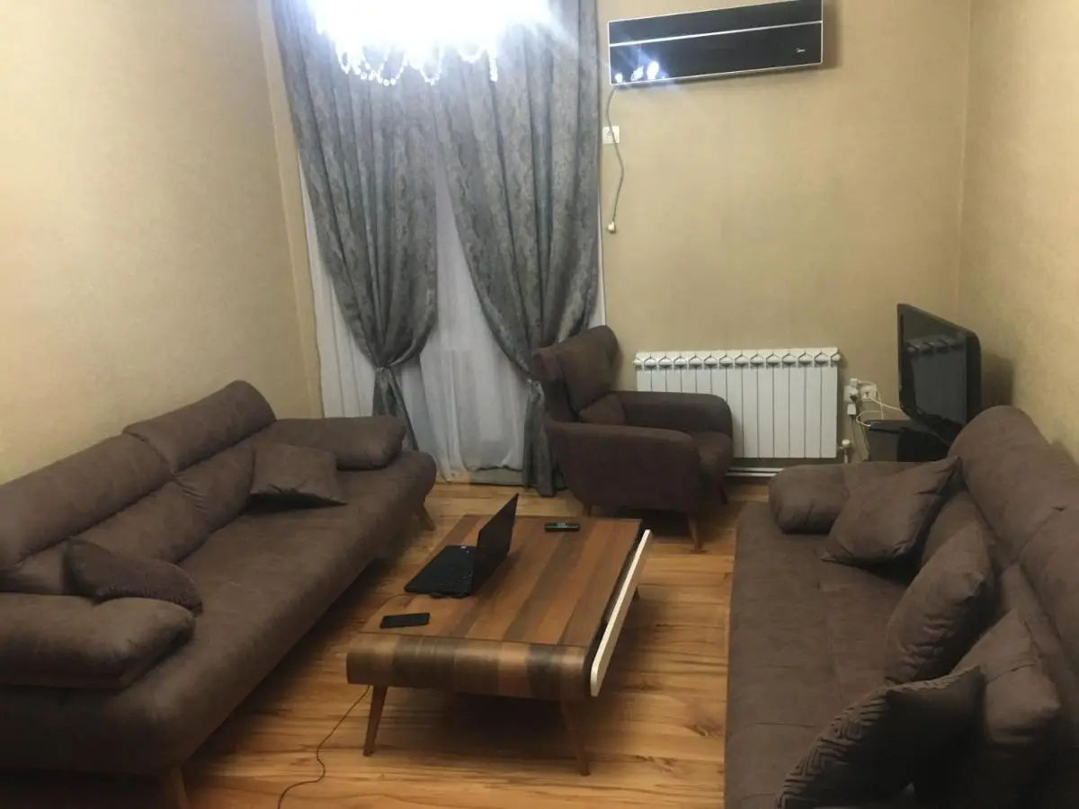 Apartment Urushadze