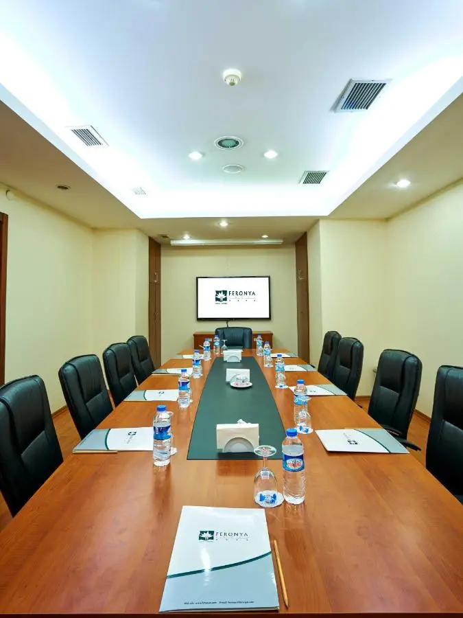 Feronya Hotel