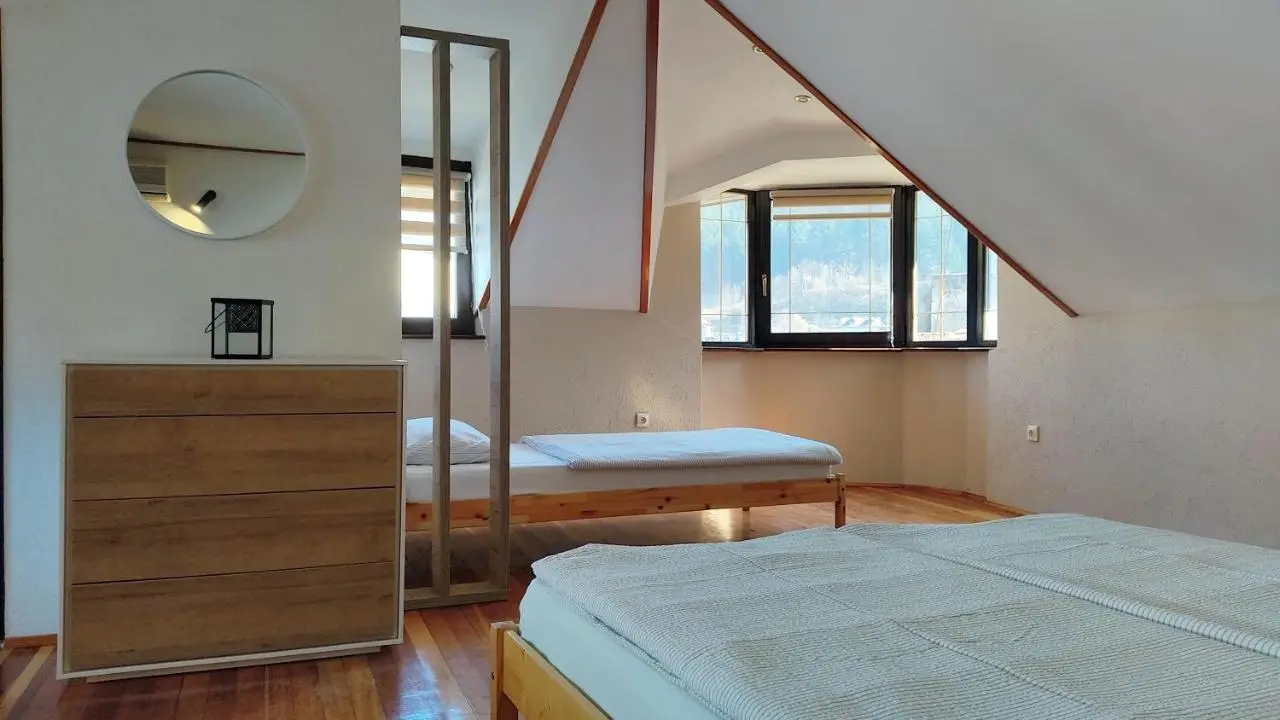 NETWORK apartment