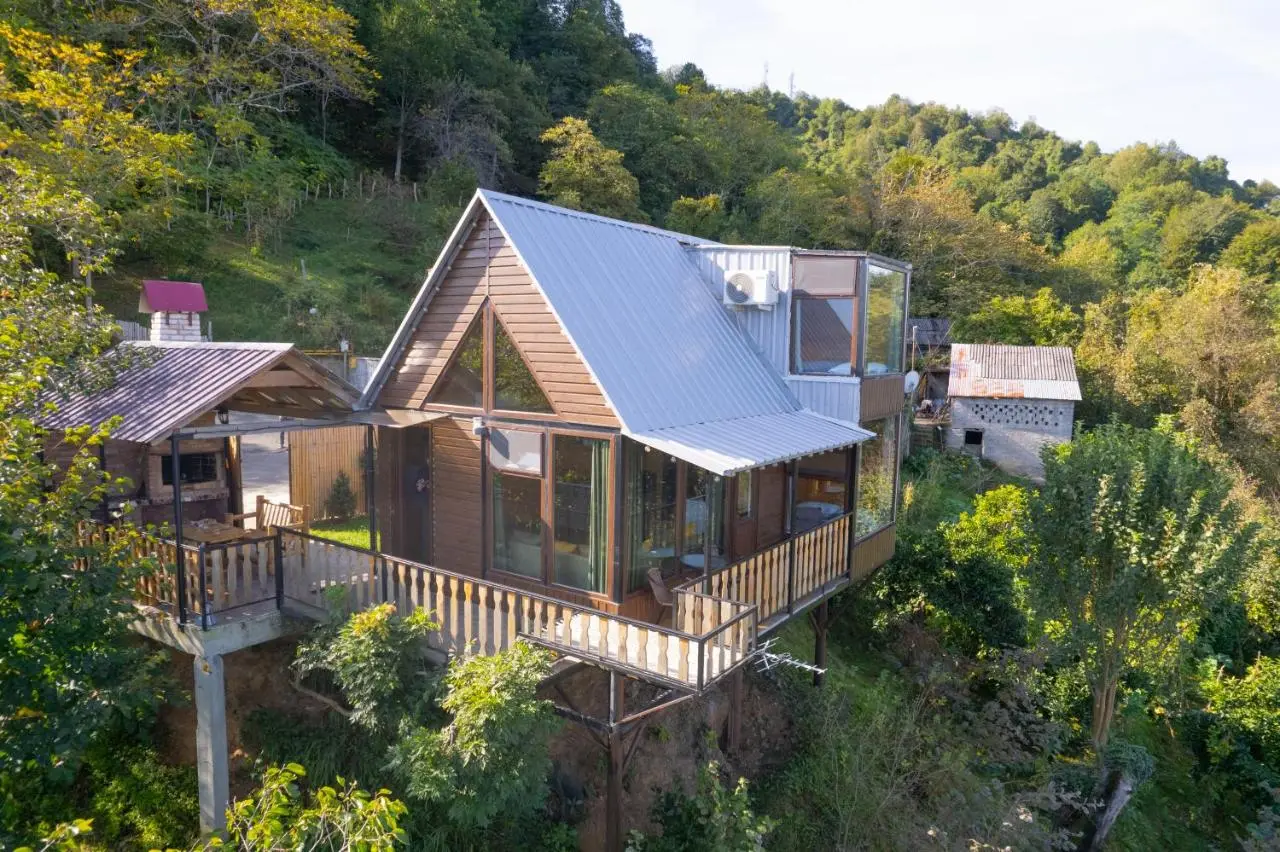 chemi kera Chalet