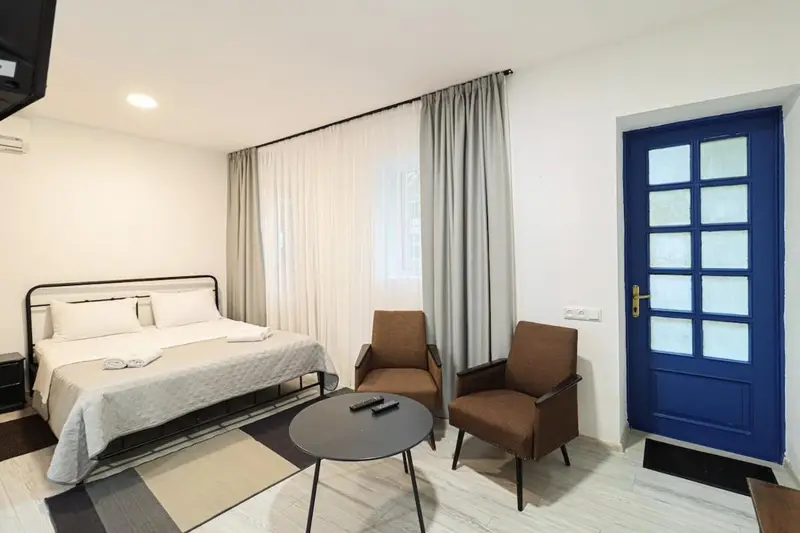 Stylish 1BR Apt in Central Tbilisi By Wehost