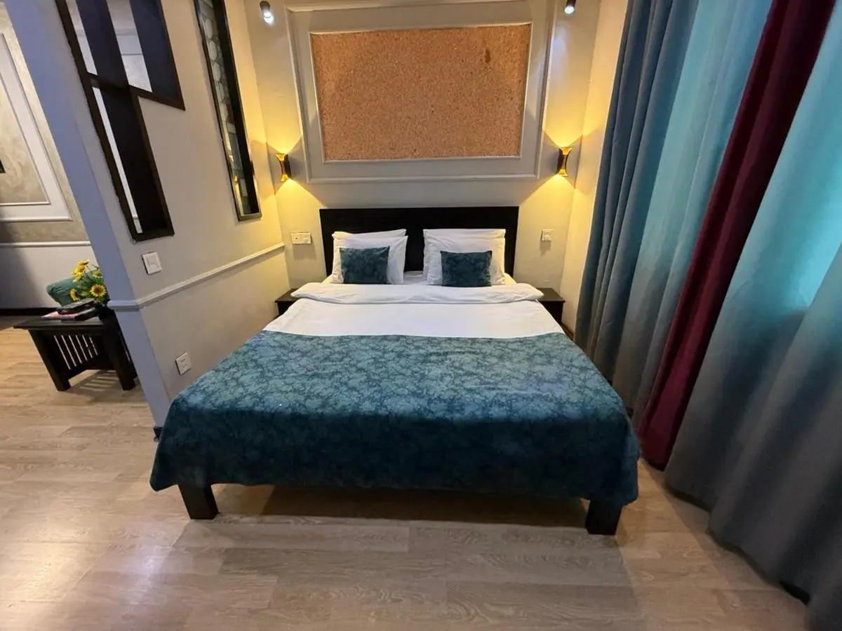 Hazz Central Hotel