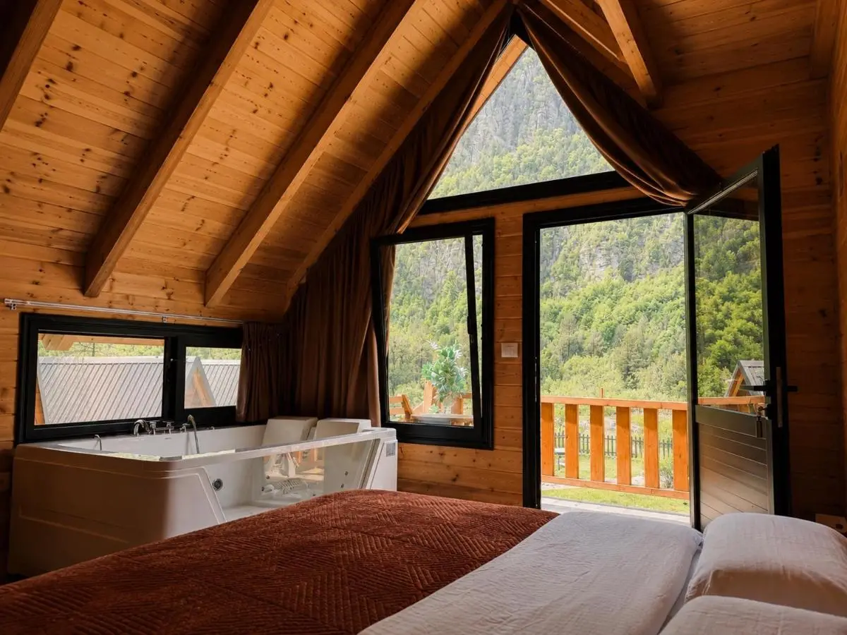 Thethi Villas
