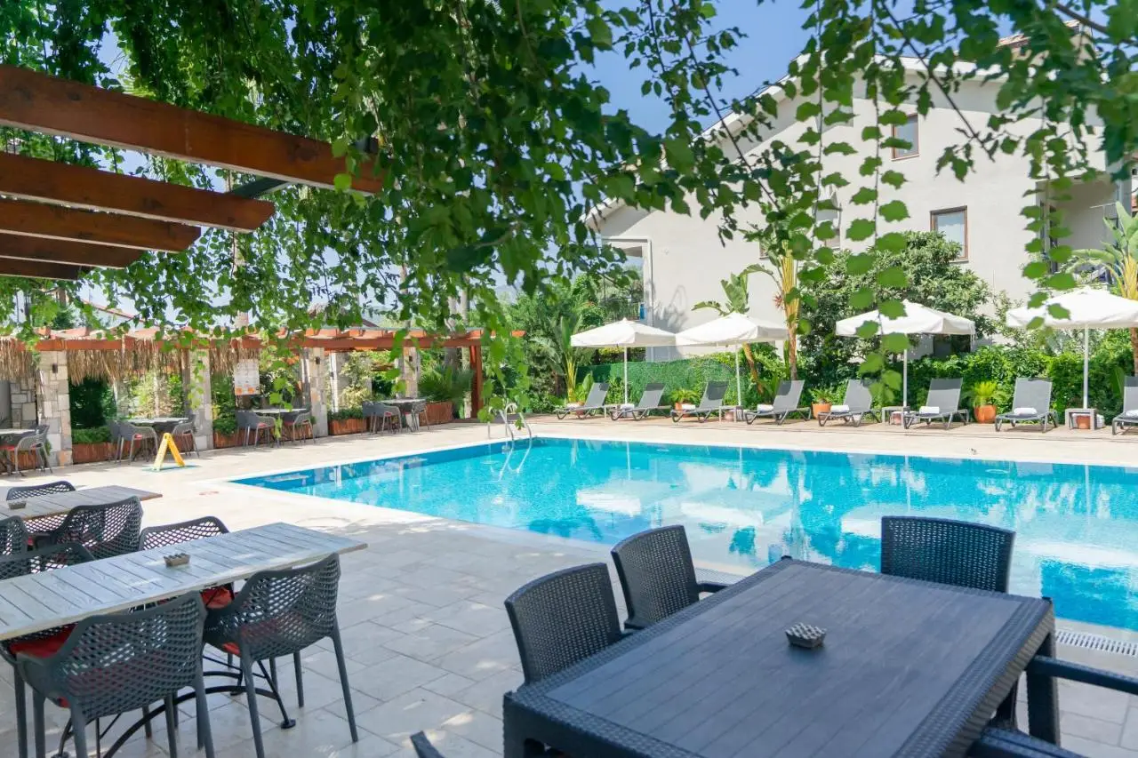 WEST HOUSE EXCLUSIVE HOTEL