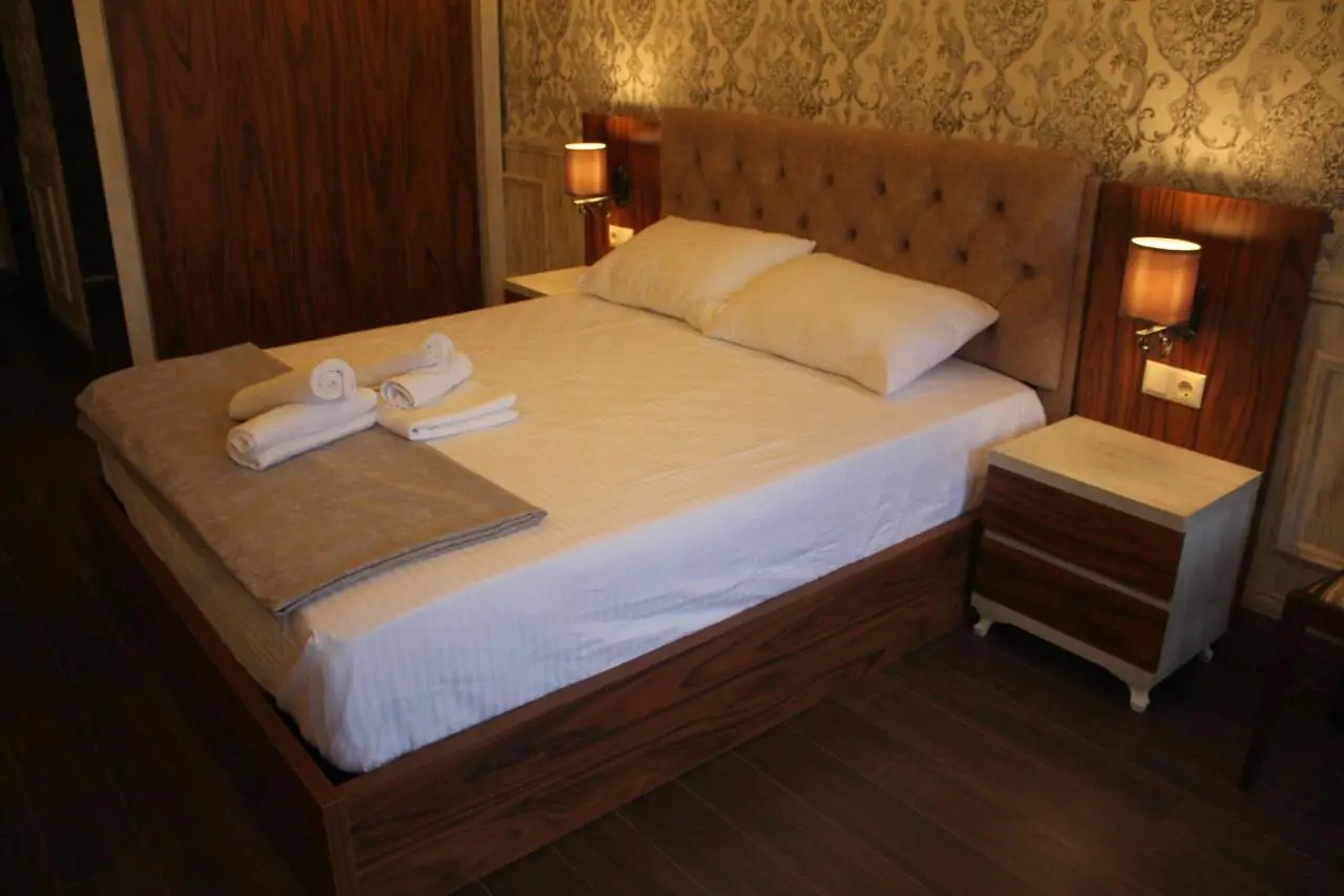 MELINI Boutique Hotel
