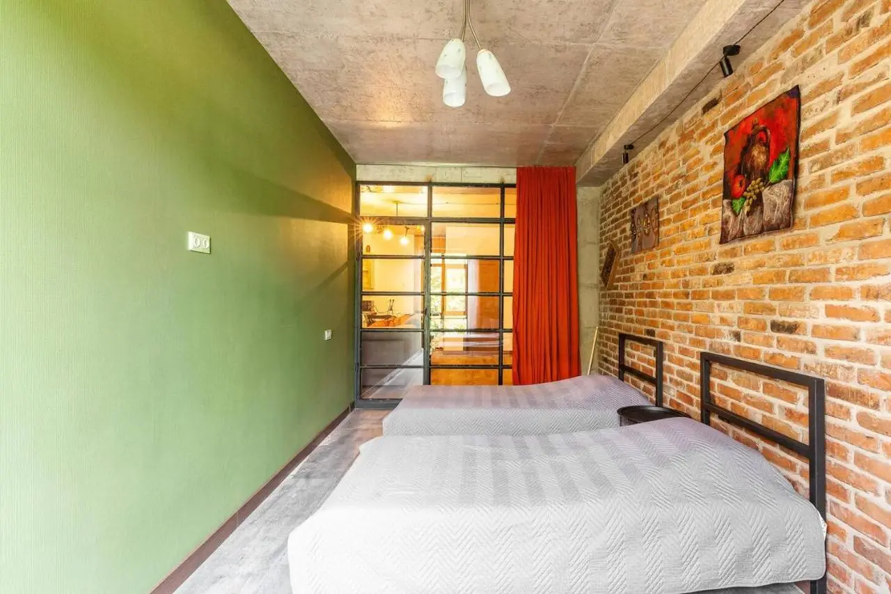 Veli group Apartment near White Bridge °