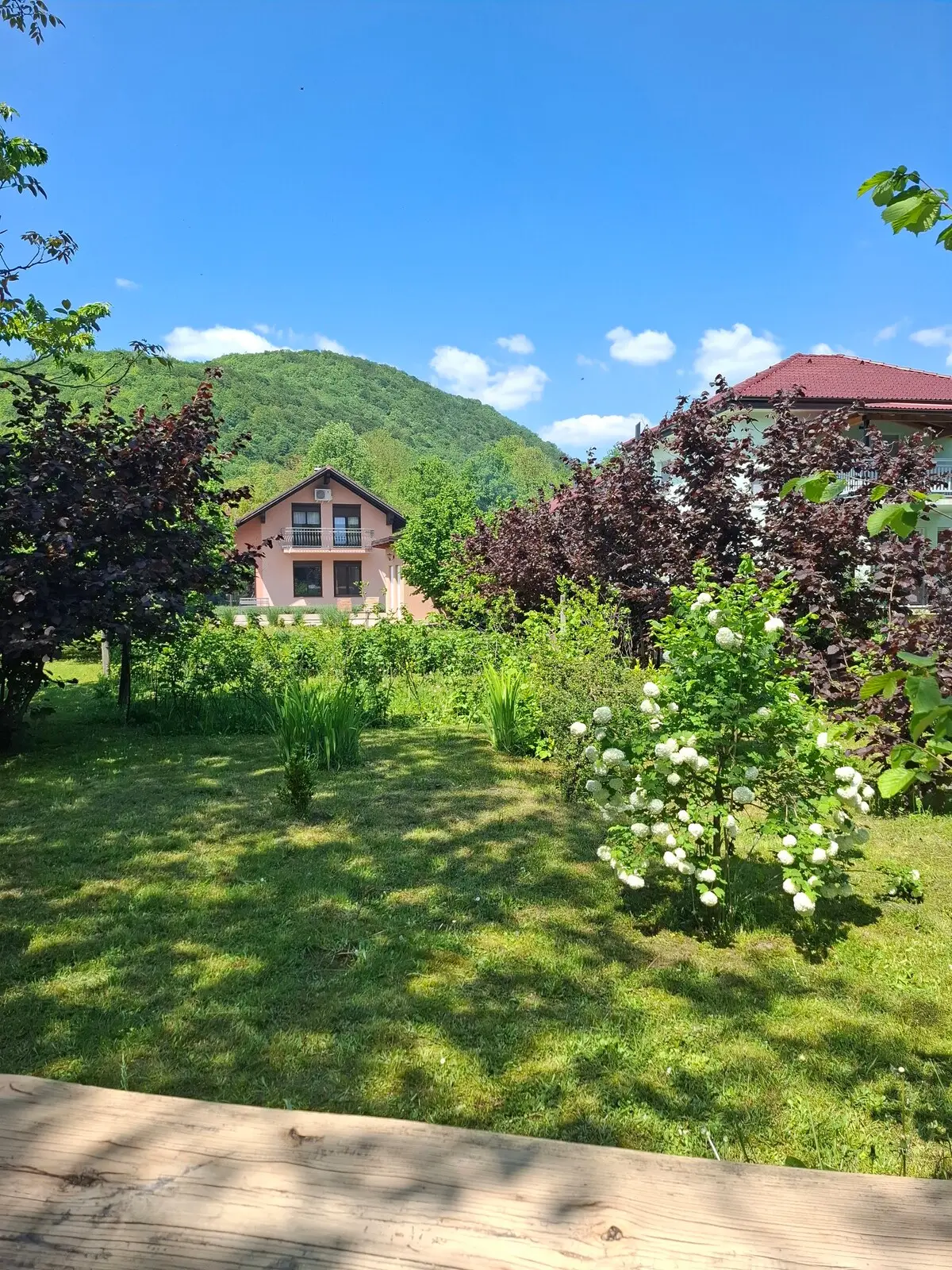 VILLA about min 3 persons - max 6 persons.