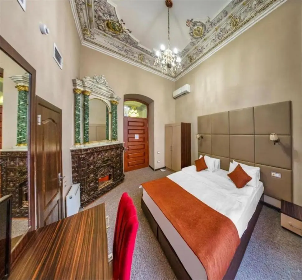 Bella Garden Nizami Hotel