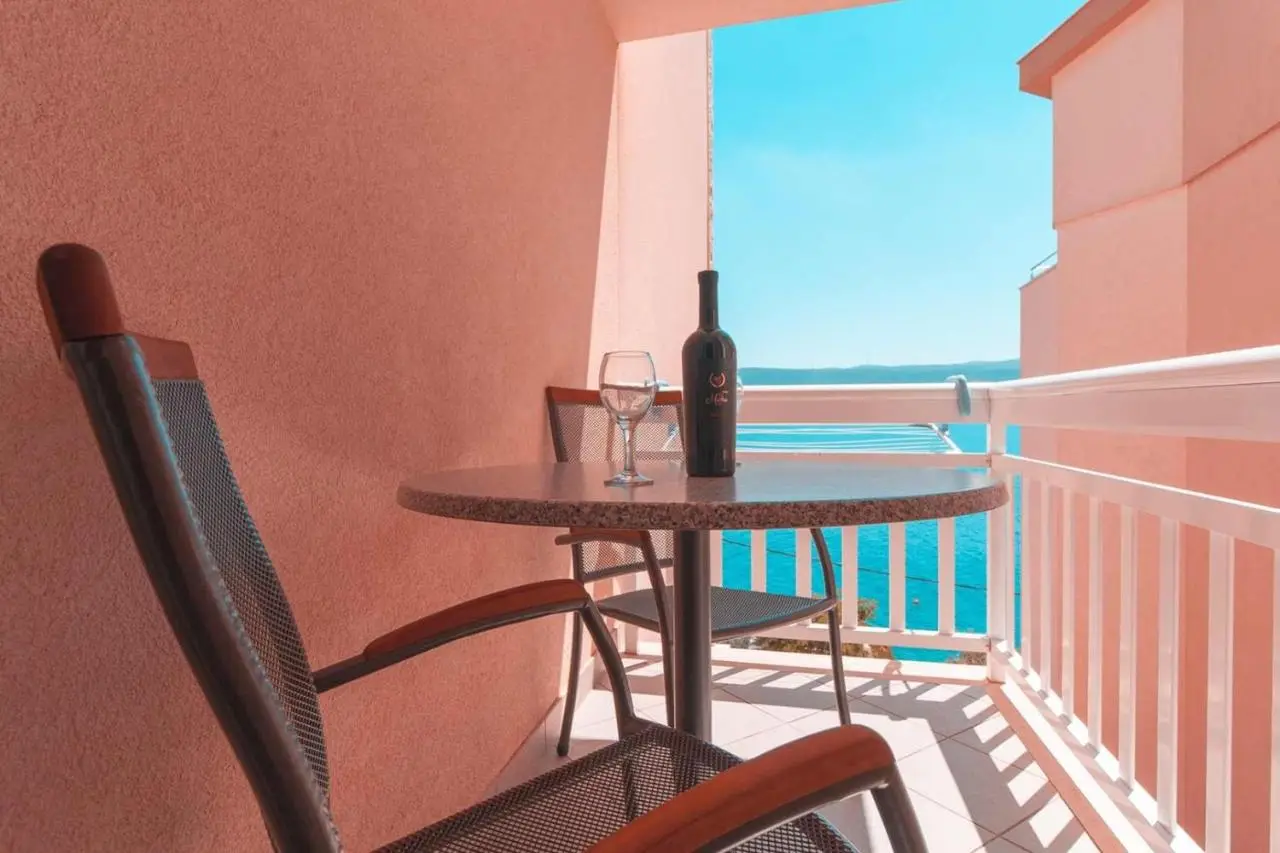 Villa Raguž sa Privatnom plažom i Garažom
