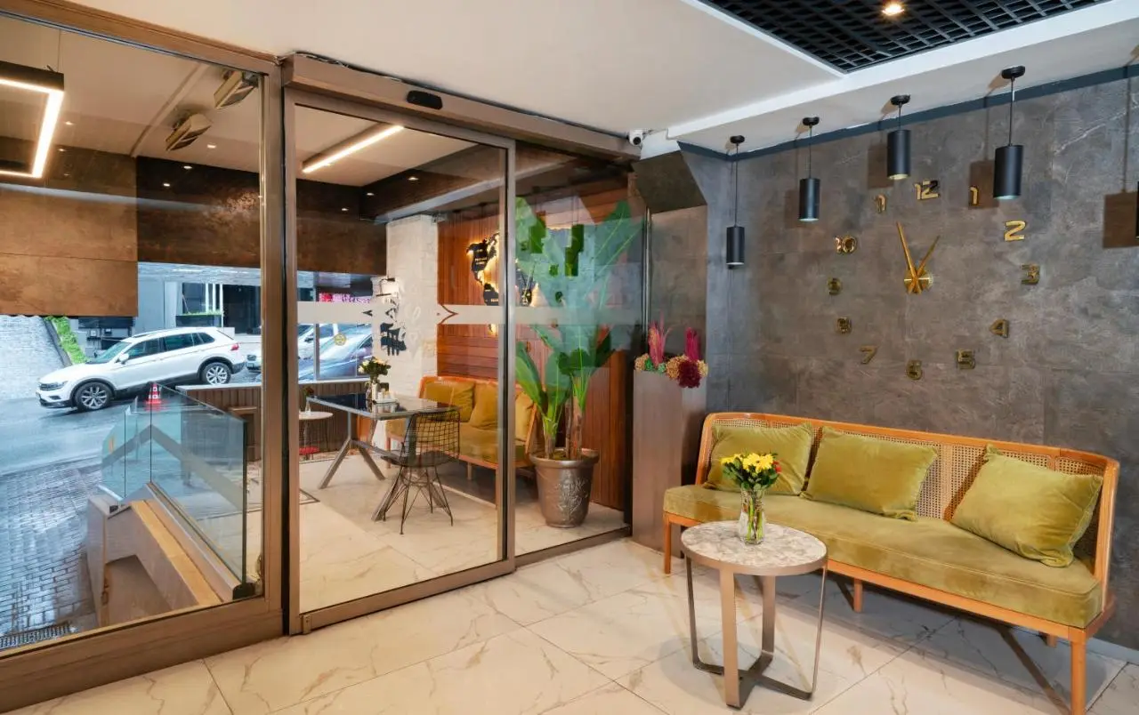 Orya Hotel