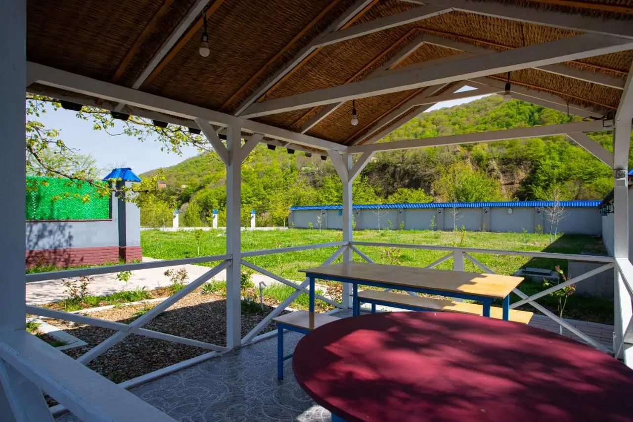 Mirvari Aframe Riverside