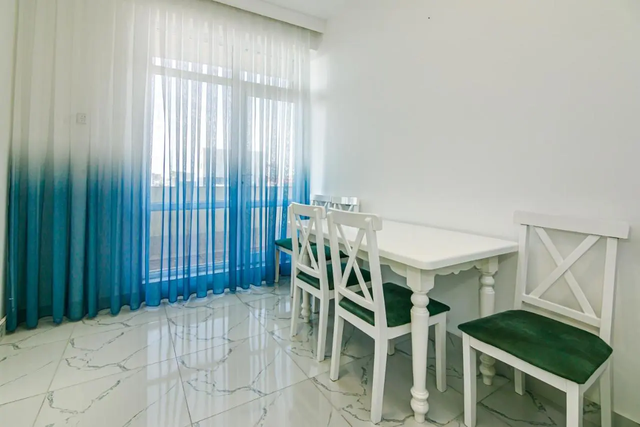 Central Elegance Suite