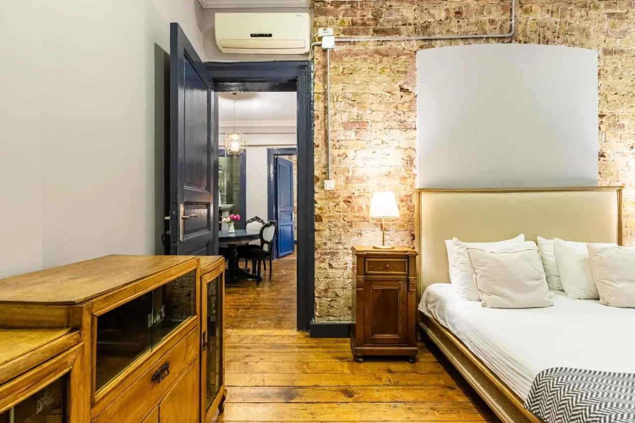 Ganbaru Tours - Flats in Galata