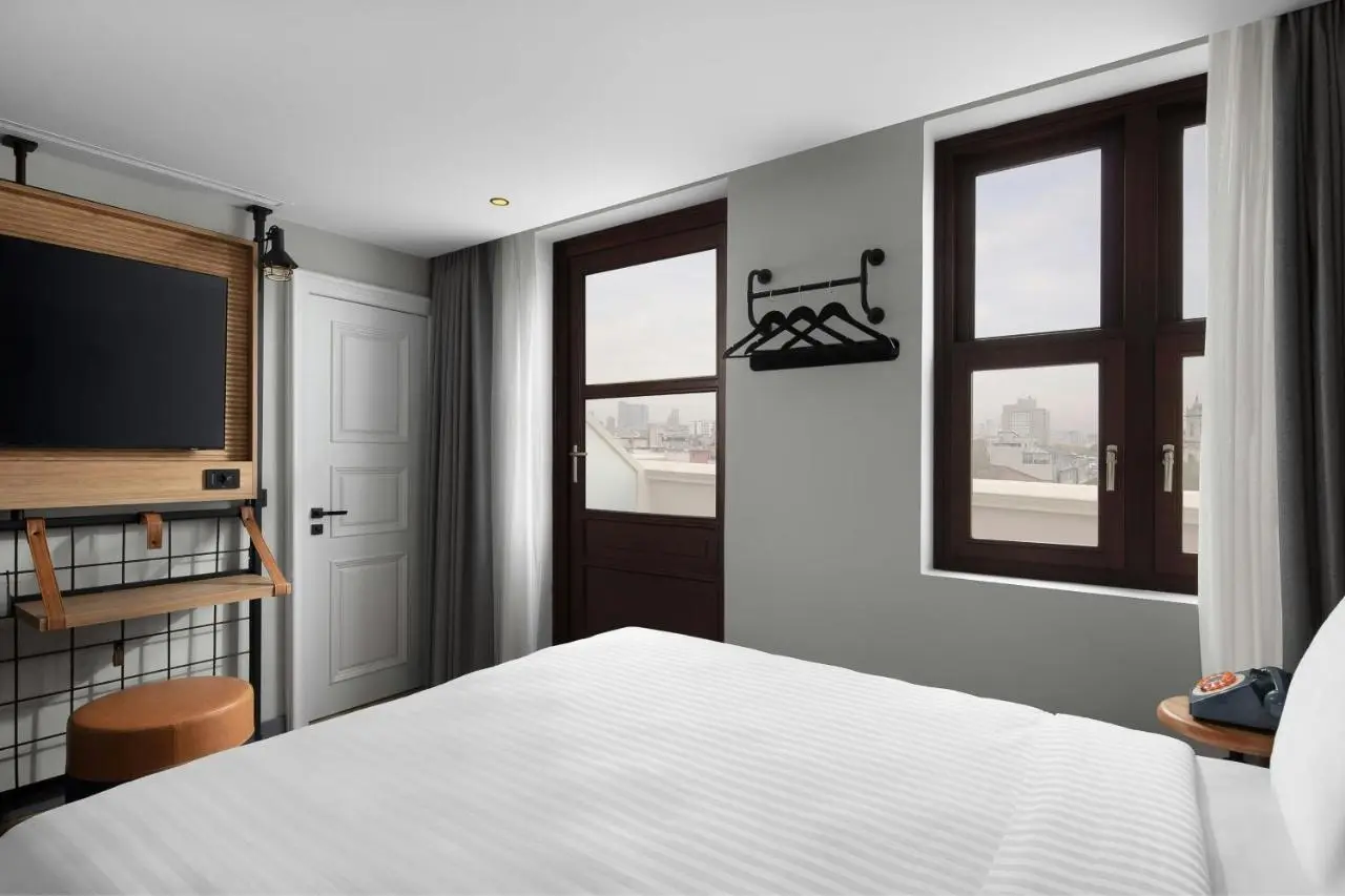 Moxy Istanbul Taksim