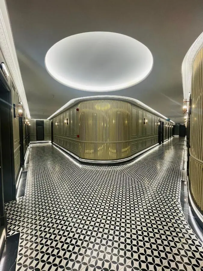 Lala Grand Hotel