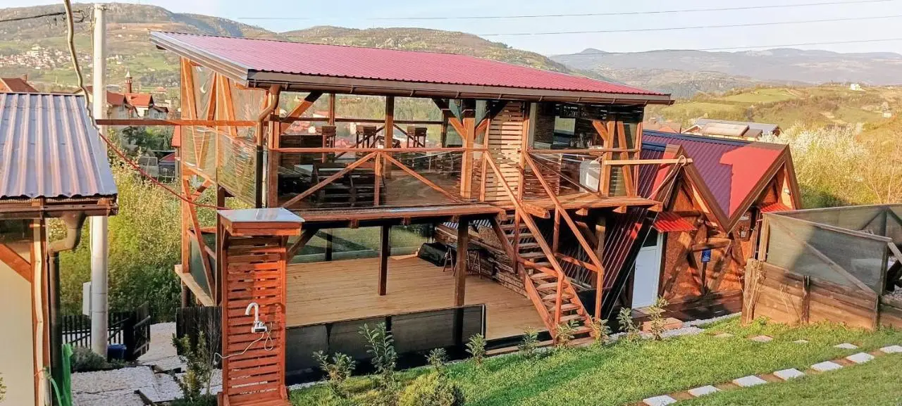 Bosnian Pyramid Glamping
