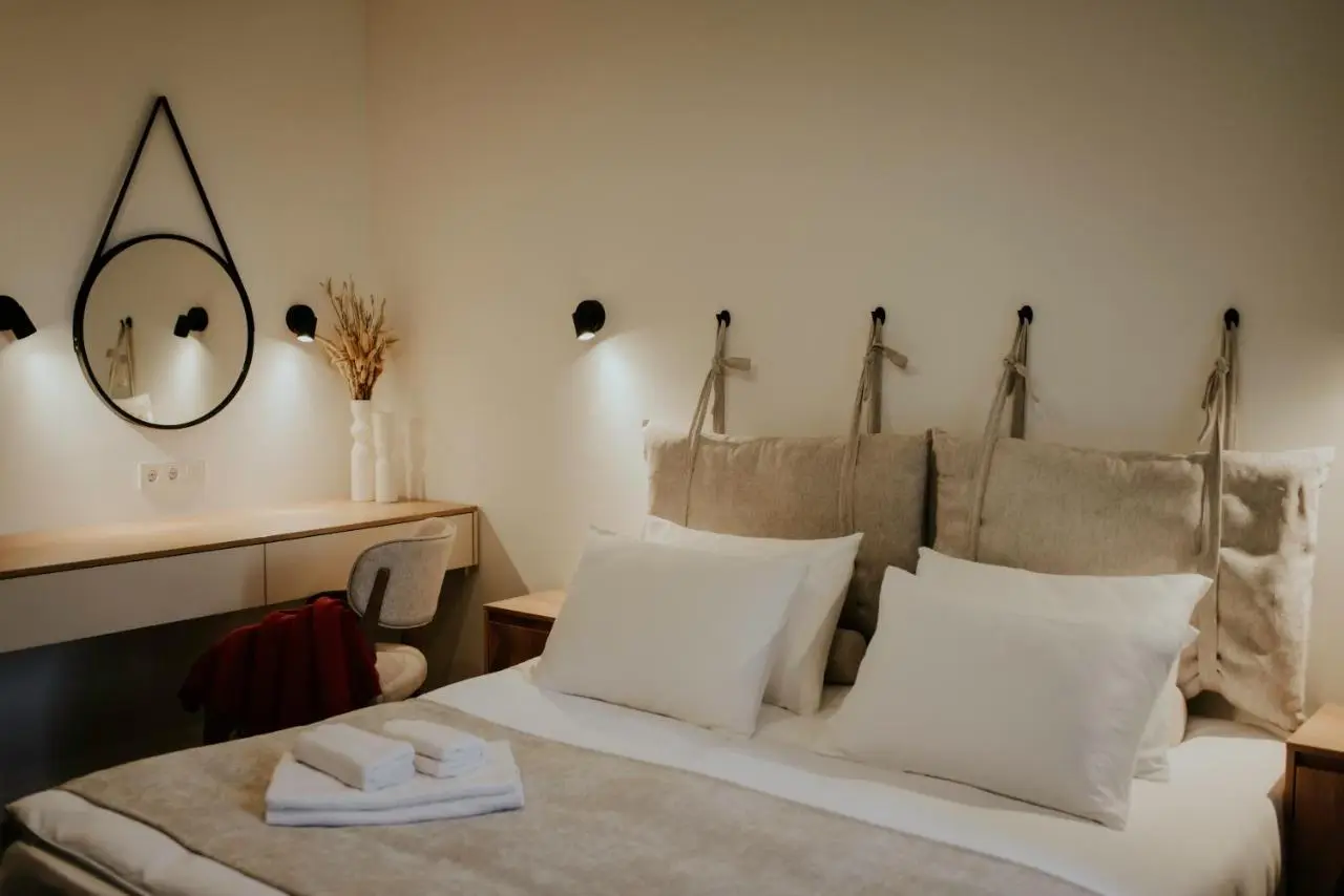 Skyline Luxury Suites