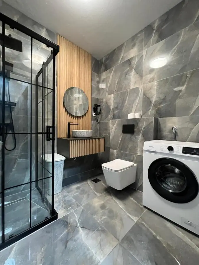 Lux apartments Crystal-center
