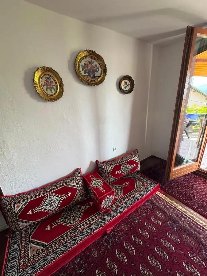 Resting House Oaza