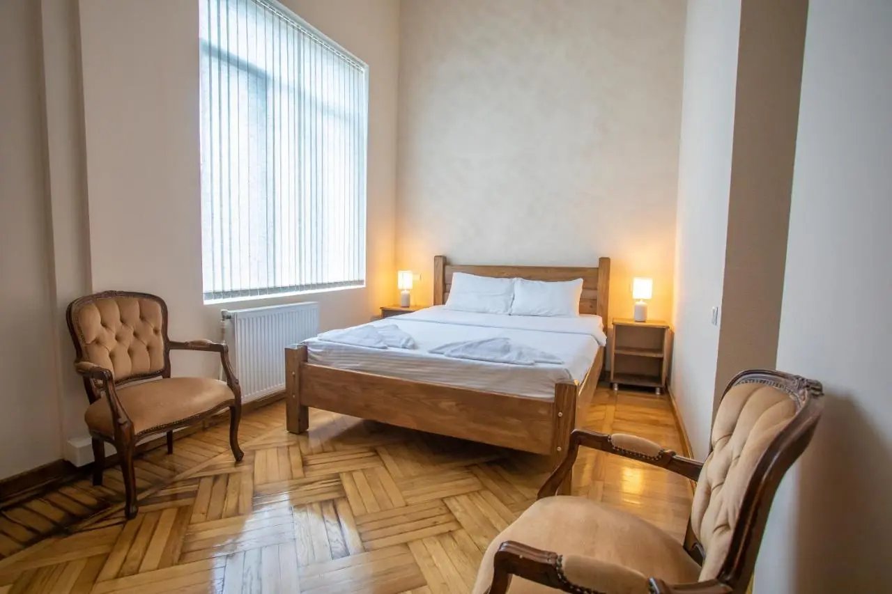 HOTEL VENETO