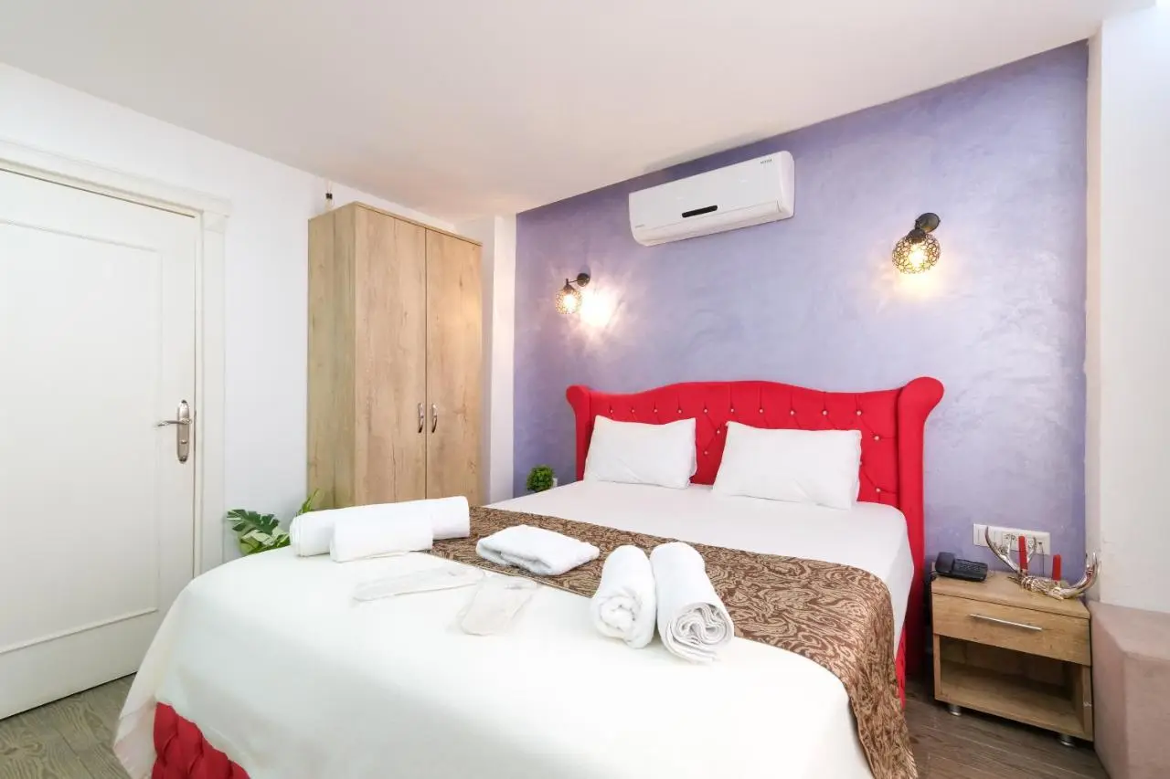Loren Hotel&Suites