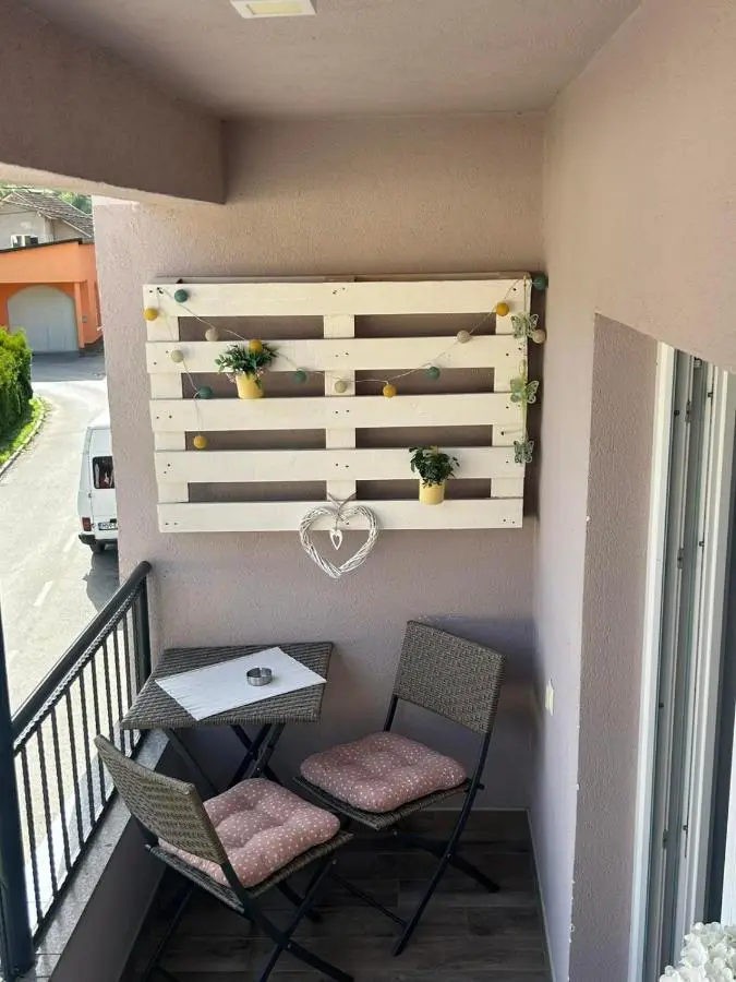 Naid Apartmani