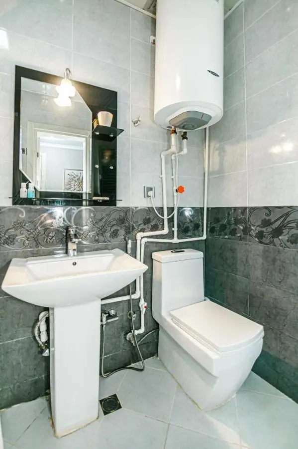 Azneft Square Deluxe Apartment
