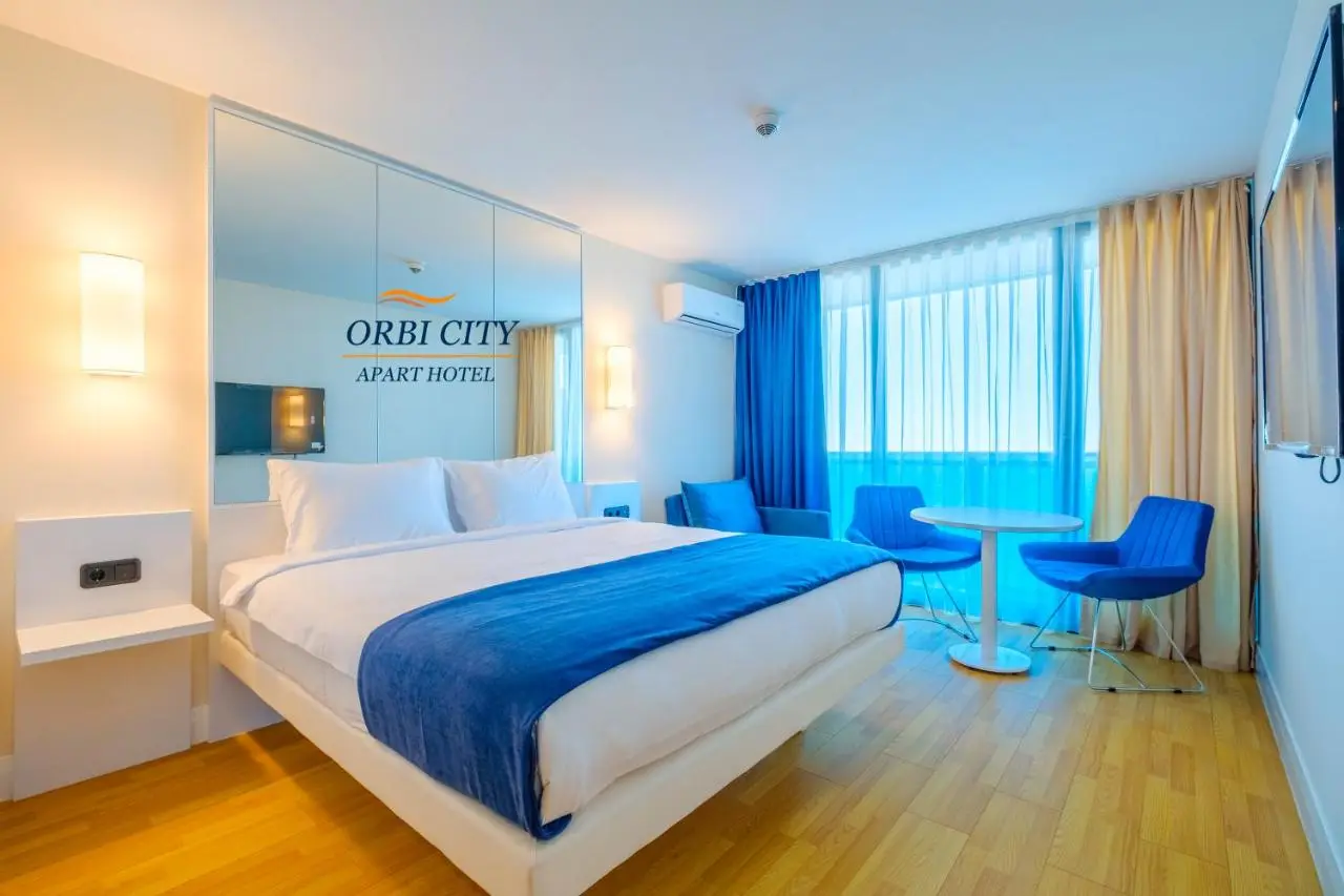 APART-HOTEL ORBI CITY