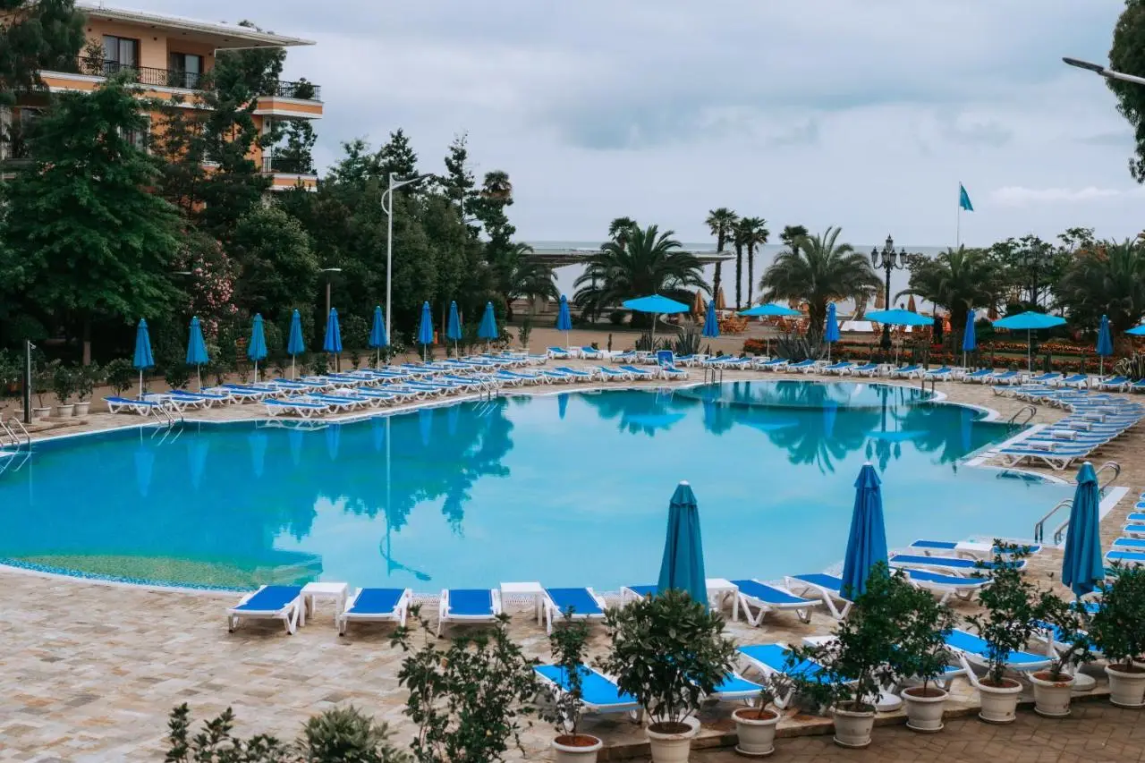 Dreamland Oasis Hotel Chakvi