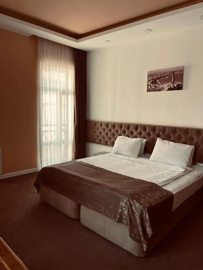 Venera-Madinah-ZamZam Halal Hotels Group