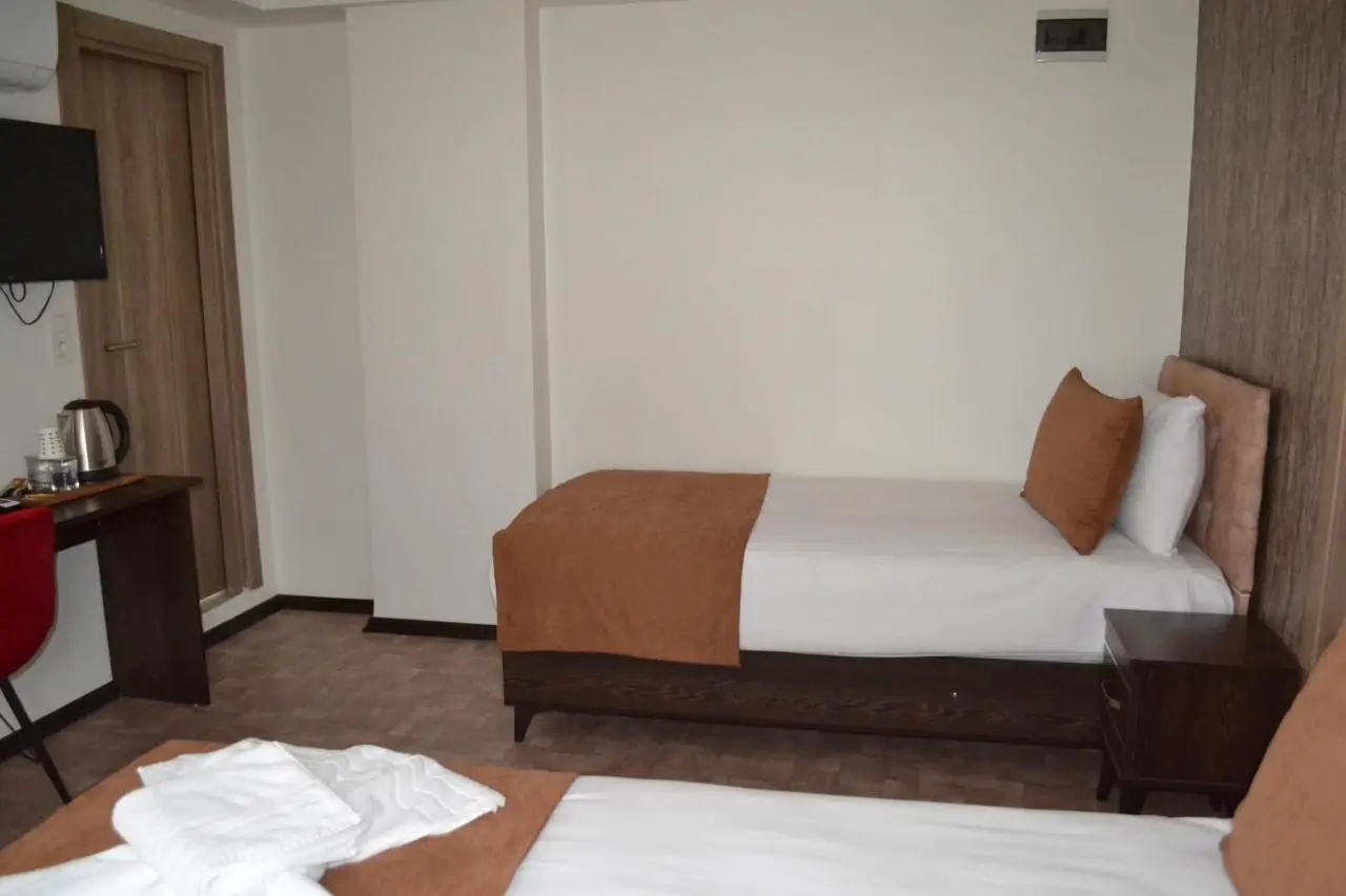 HOTEL GLOBAL 2022