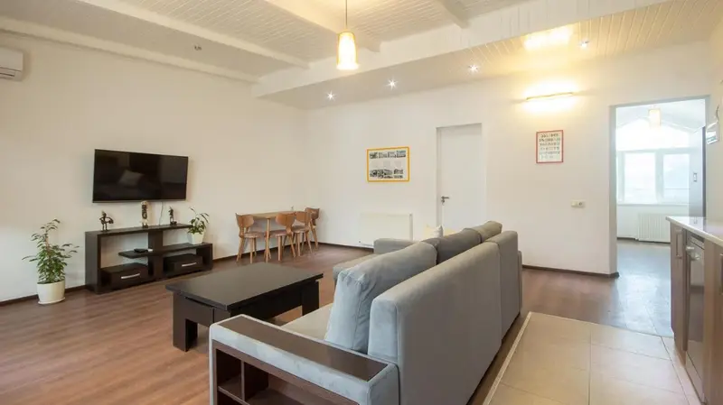 Big Terrace apartment on Liberty Square