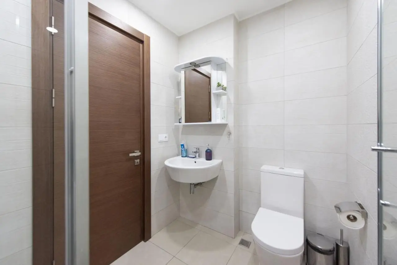 GG Home - new, cozy 2 bedroom apartment on 16th floor