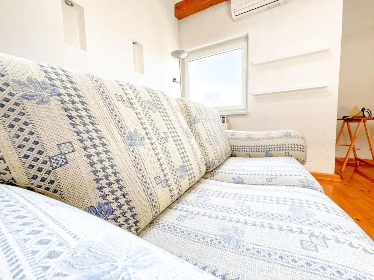 Wood & Light Loft Sarajevo - Private parking