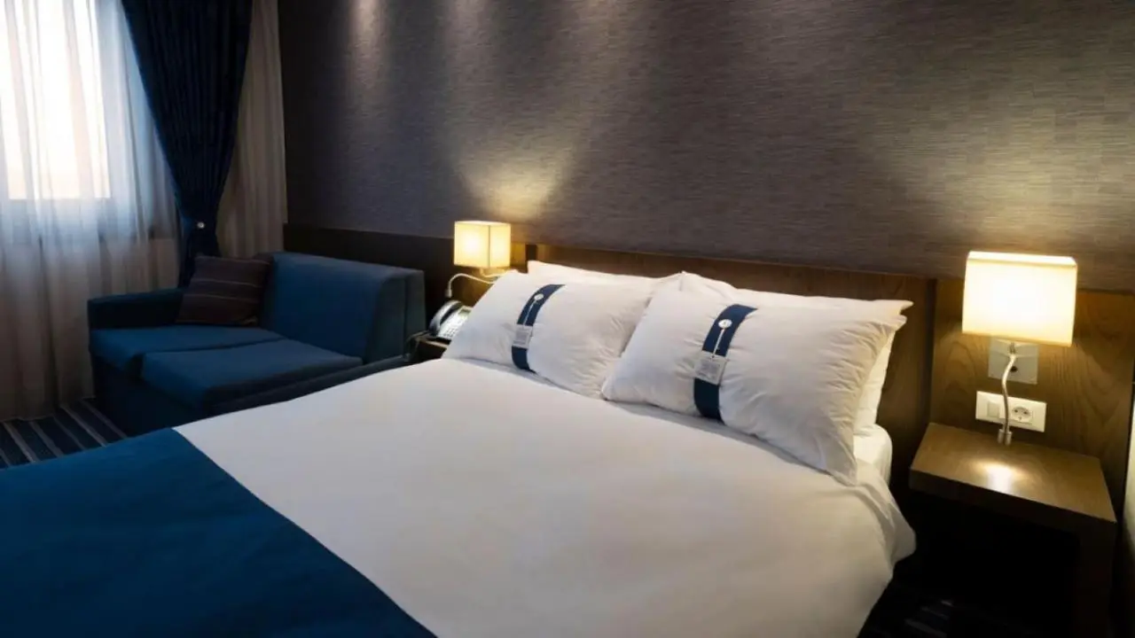 FEZ INN Hotel