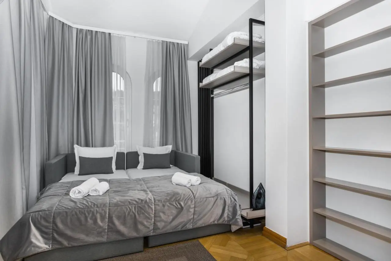 ApartVilla Art of Living luxury suite