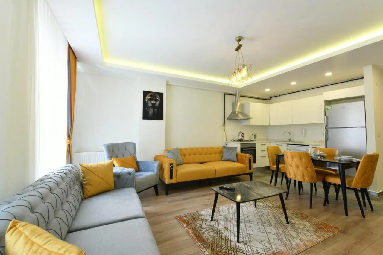 Kardes Apartment