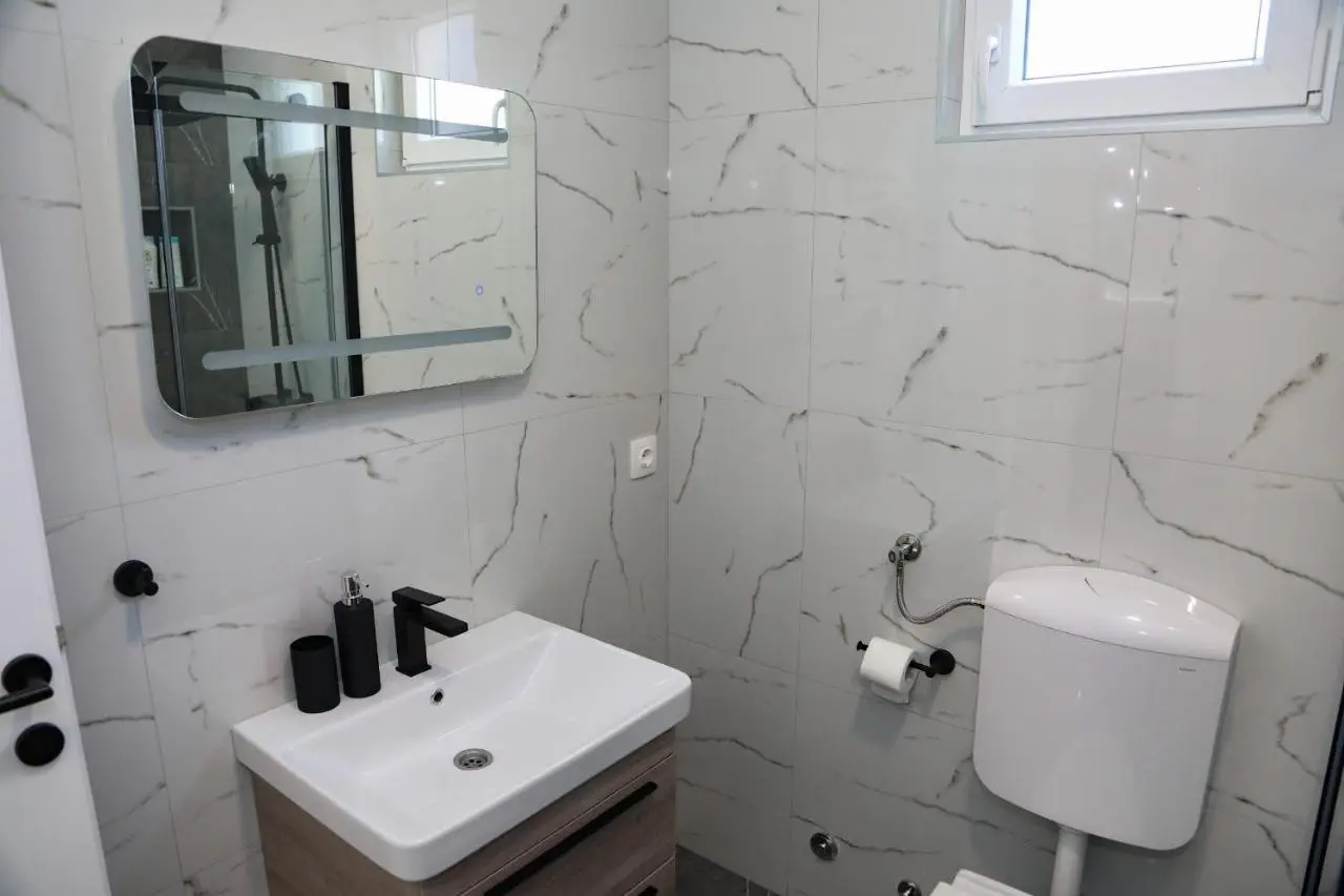 Apartman Keman