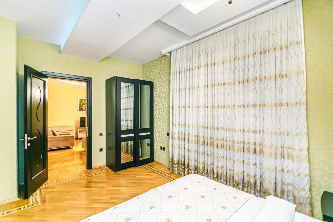 RAYA Luxury Apartment in Nizami street