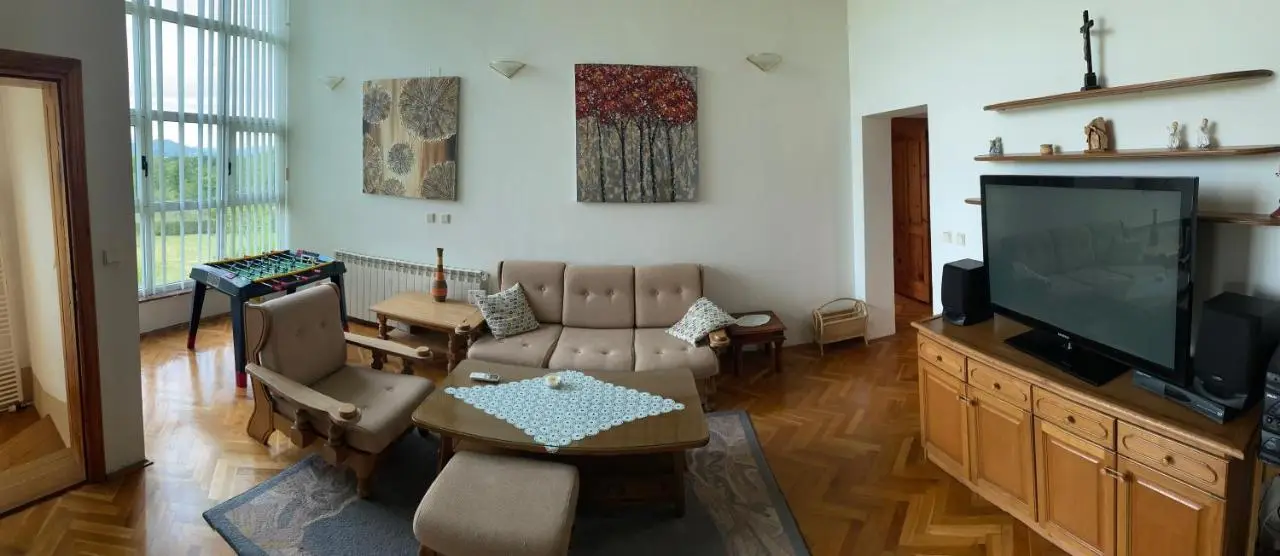 Guesthouse Vionica - Peace & Pool