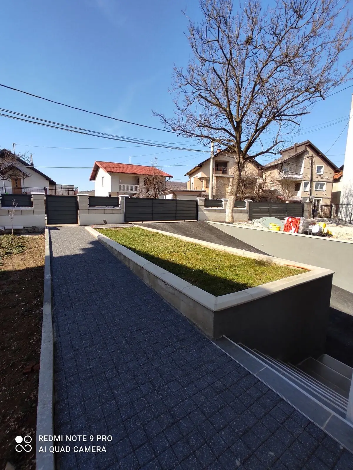 Modern house near the city center in a quiet neighborhood