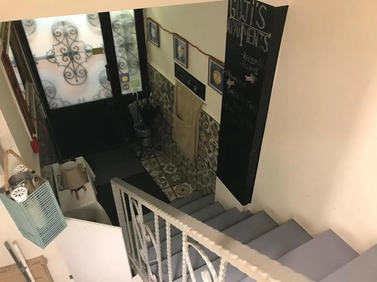 Goji's Apartments